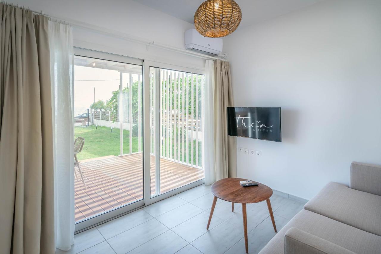 Thea Eco Suites Nea Kallikrateia Екстер'єр фото